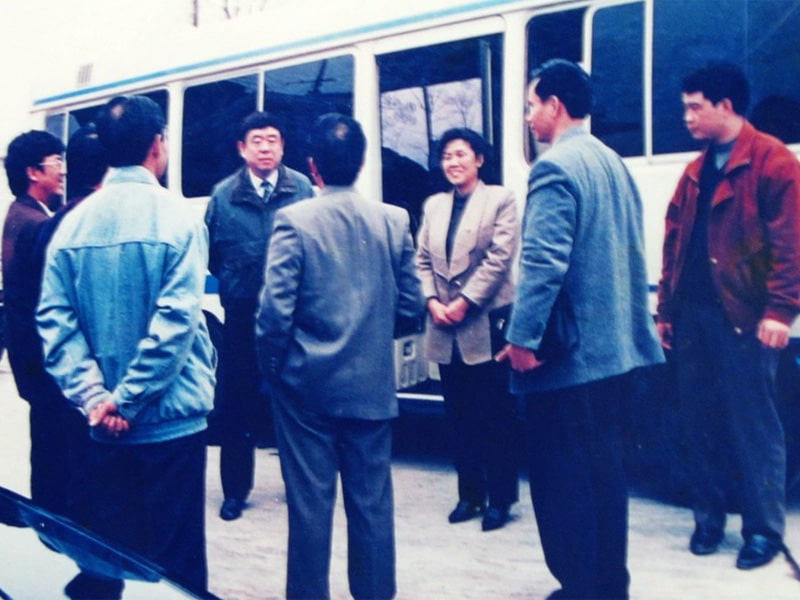 2004��12����������Э��ϯ������ݰ�ٹ�󿼲�ָ������